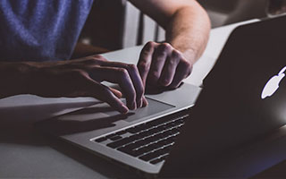 咪咕体育直播-呆呆太乙真人蹲草闪现控制四人，DRG收下中上辅打出零换三